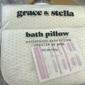 Bath pillows for Tina